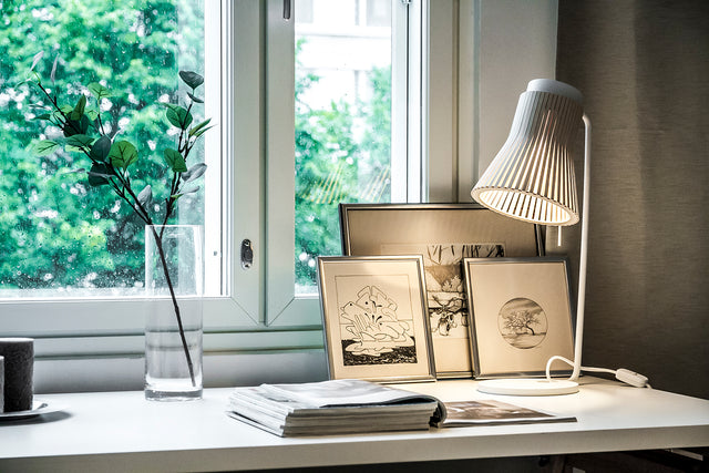 Petite Table lamp