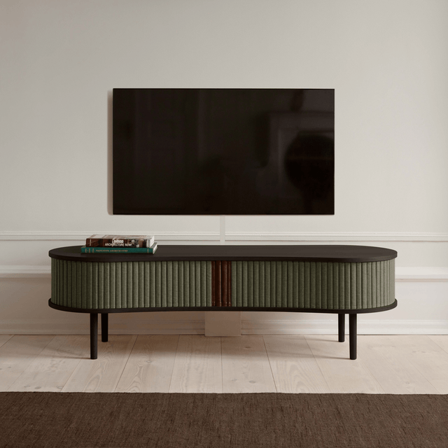 Audacious | tv bench