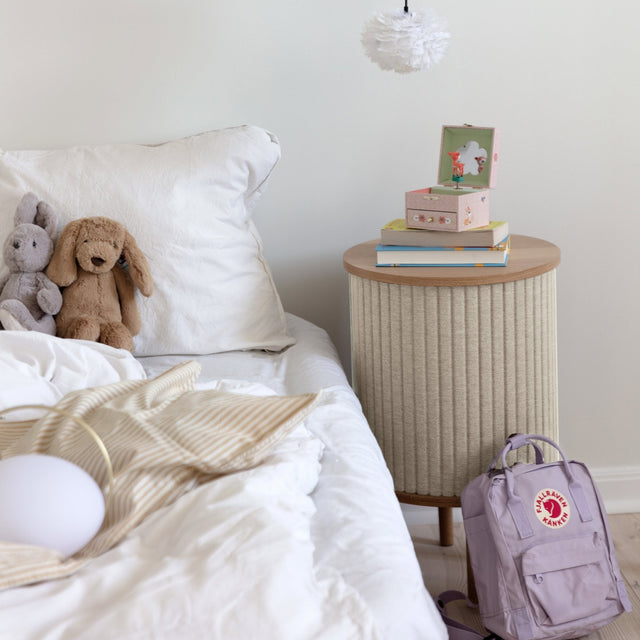 Audacious | side table