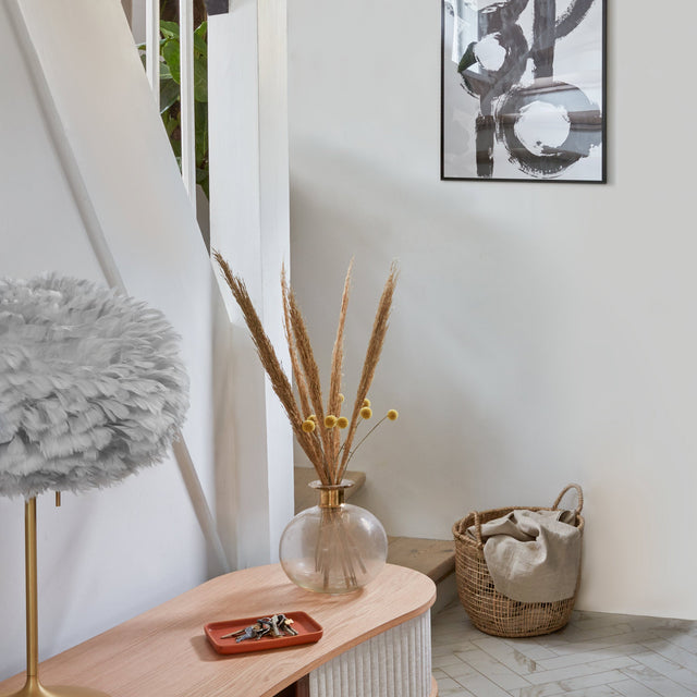 Audacious | tv bench