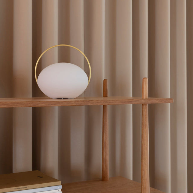 Orbit | wireless lamp