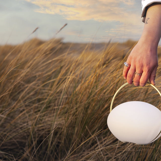 Orbit | wireless lamp