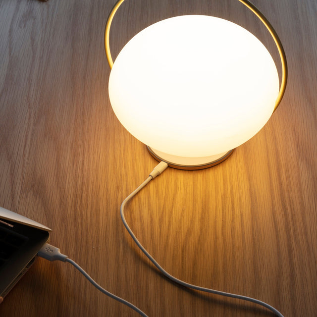 Orbit | wireless lamp