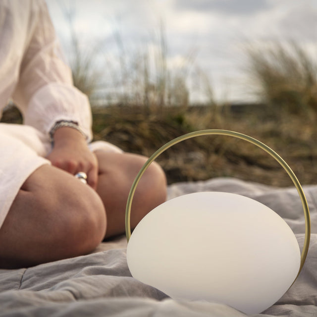 Orbit | wireless lamp