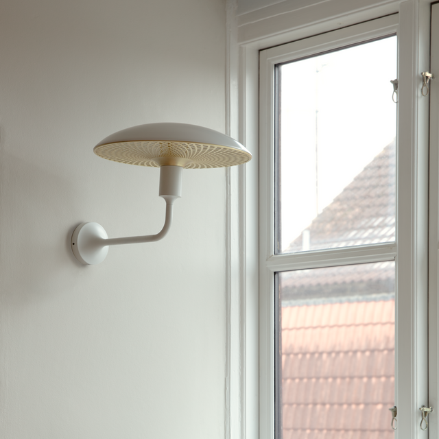 Santé Wall | wall lamp