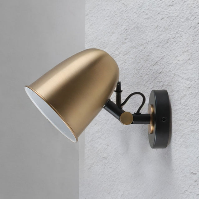 Satin Brass & Black With A Sleek, Modern Design, The Anglepoise Wall Light Adds A Touch Of Sophistication To Any Room. Its Clean Lines And Minimalist Profile Make It A Great Fit For Contemporary Interiors.