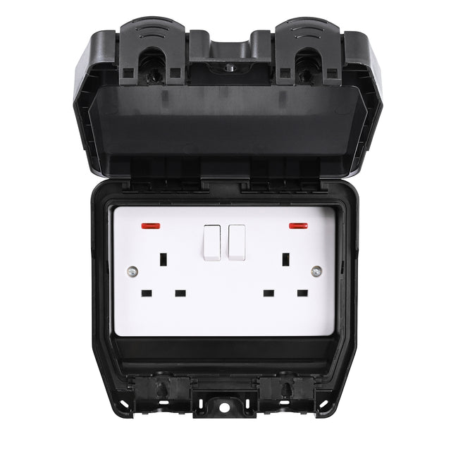 13A 2G DP Switched Socket