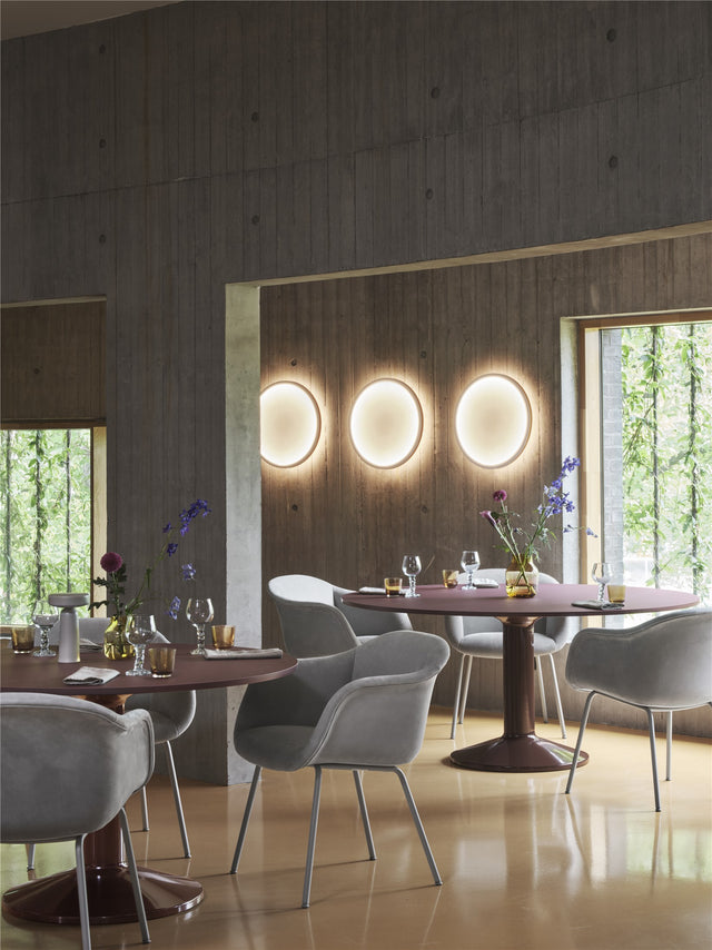 Calm Wall Lamp