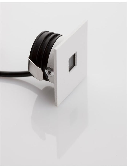 PASSAGIO White Aluminium LED 1 Watt 32,76Lm 3000K 3 Volt 50Hz IP54 L: 3.7 W: 2.2 H: 3.7 cm Cut Out: 3.2 cm Cable Lenght 1.80m Connect it with driver 9020170
