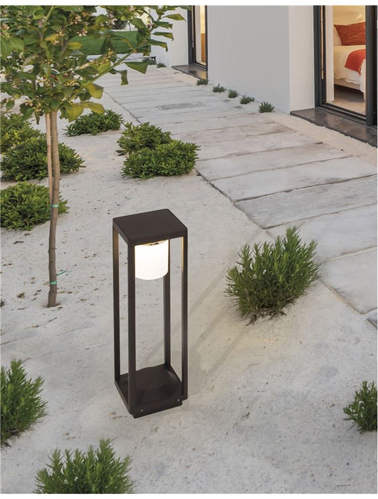 LOVETO Anthracite Die-Casting Aluminium & Acrylic Diffuser LED 1.5 Watt 152Lm 3000K CRI>80 200-240 Volt Beam Angle 125° IP65 Solar / Switch On/Off L: 14.5 W: 14.5 H: 50 cm