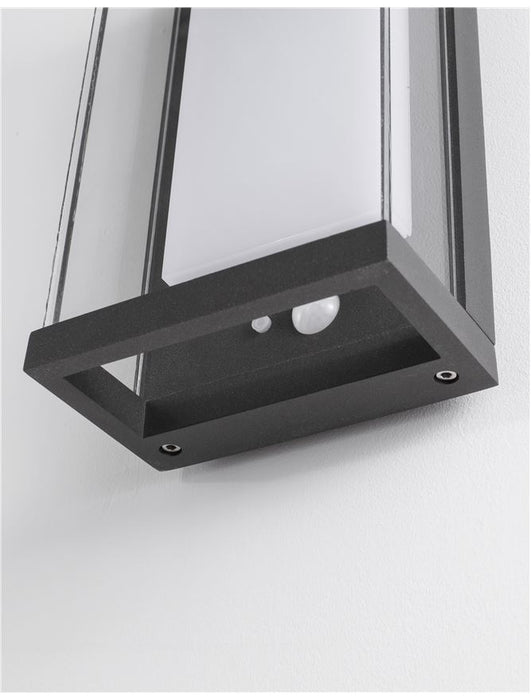 BAY Anthracite Die-Casting Aluminium Clear Glass & Acrylic Diffuser LED 1.5 Watt 152Lm 3000K CRI>80 200-240 Volt Beam Angle 87O IP65 Solar / Switch On/Off L: 12.6 W: 8.3 H: 25.2 cm