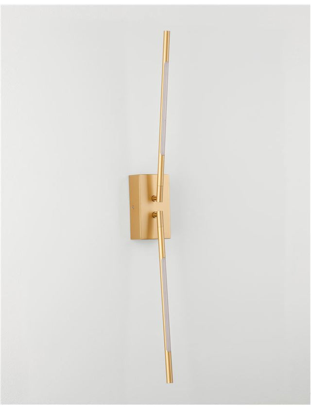 RACCIO Gold Metal & Acrylic LED 9.2 Watt 230 Volt 560Lm 3000K IP20 L: 6 W: 12 H: 74 cm
