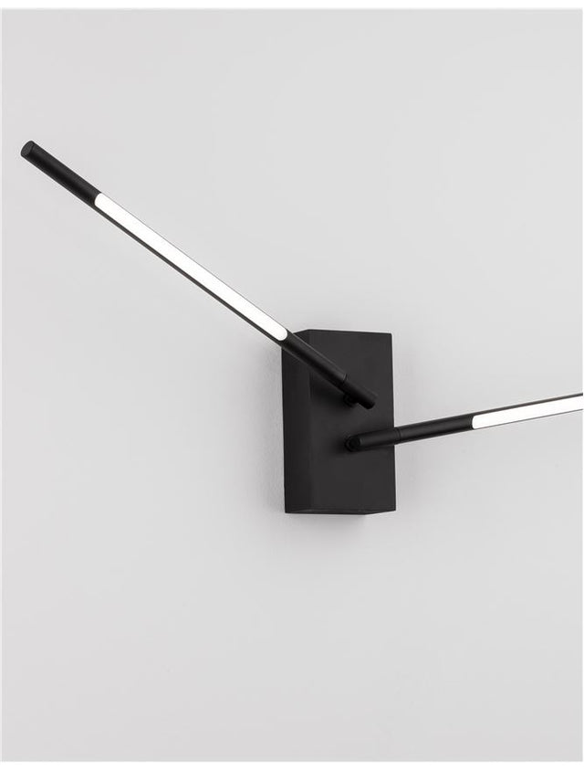 RACCIO Black Metal & Acrylic LED 9.2 Watt 230 Volt 560Lm 3000K IP20 L: 6 W: 12 H: 74 cm