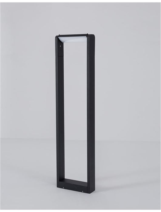 VOLVER Black Die-Casting Aluminium Acrylic Diffuser LED 6 Watt 480Lm 3000K CRI>80 220-240 Volt
Beam Angle 150O IP54 L: 20 W: 6 H: 80 cm