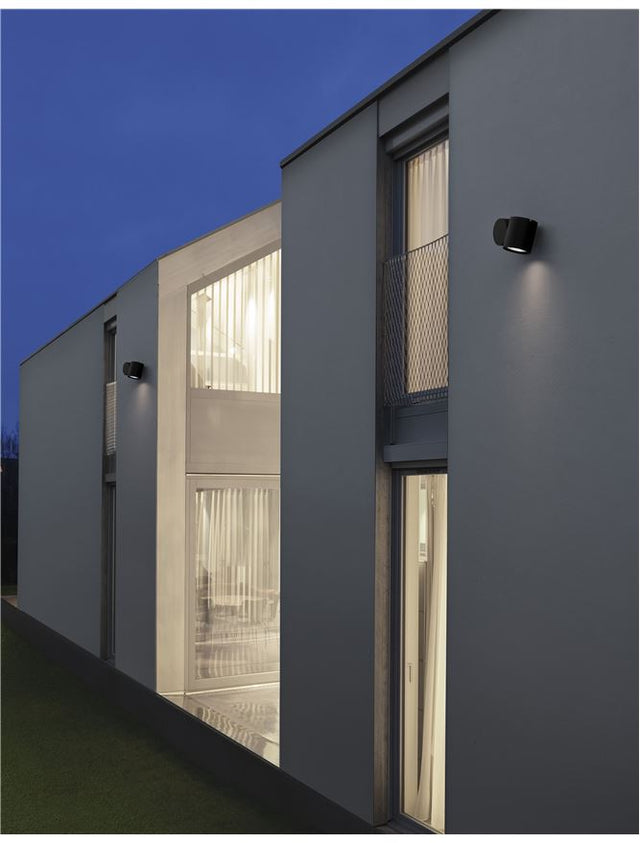 FOCUS Black Aluminium & Glass Diffuser GU10 1x35 Watt D: 6 W: 11.5 H: 9.5 cm IP54