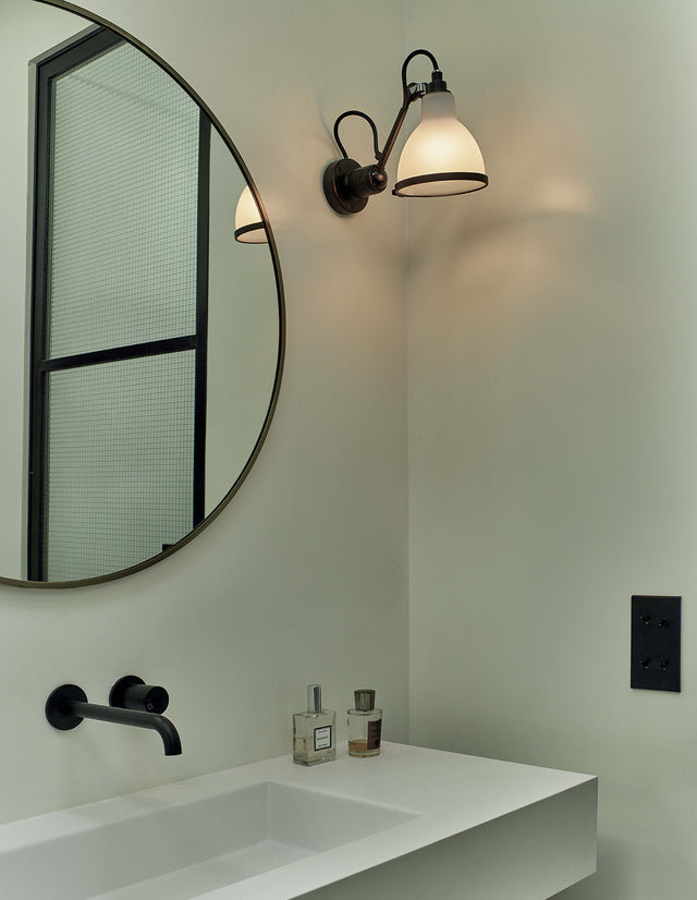 Lampe Gras N°304 Bathroom