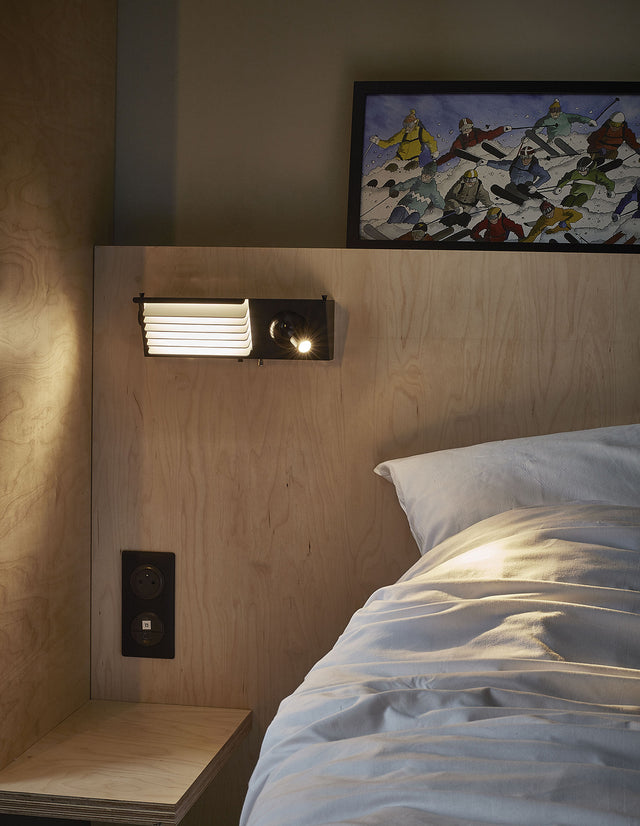 Biny Bedside