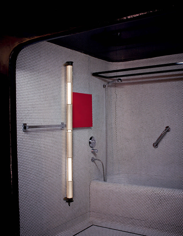 ITT Wall 360-700 FLAP BL