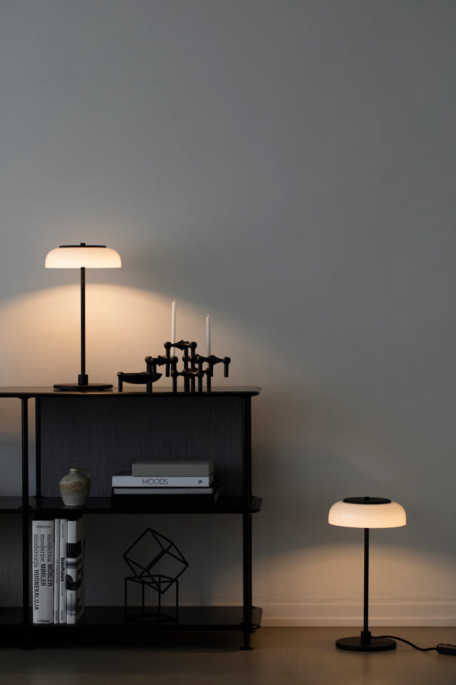 Blossi Table