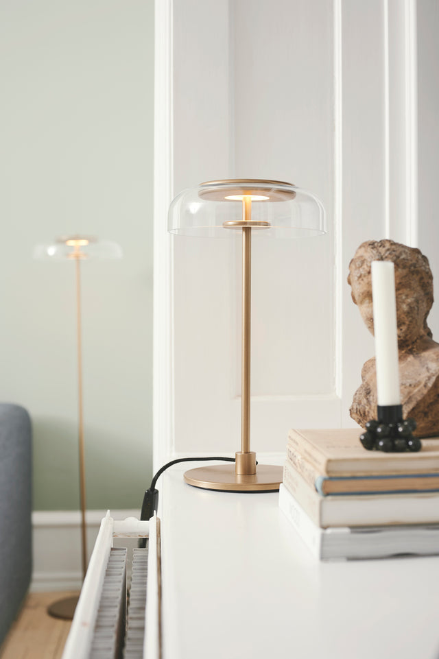 Blossi Table