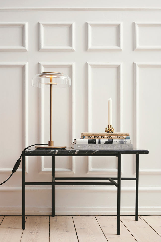 Blossi Table
