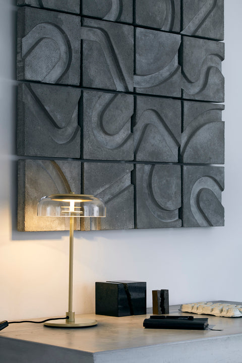 Blossi Table