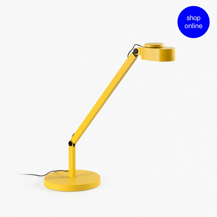 INVITING Table lamp