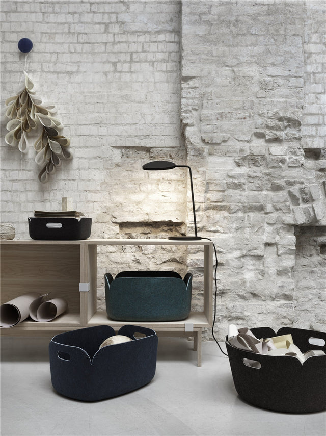 Leaf Table Lamp