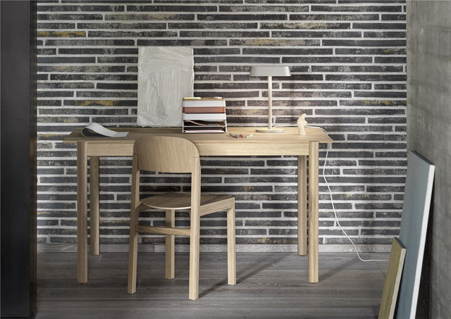 Linear Table Lamp